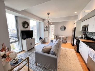 2 Earhart, Cambridge, Massachusetts, 3 Bedrooms Bedrooms, 4 Rooms Rooms,1 BathroomBathrooms,Residential Lease,For Rent,Earhart,73500209