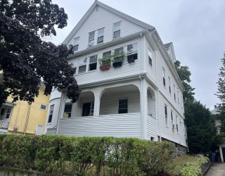 22 Park Road, Belmont, Massachusetts, 2 Bedrooms Bedrooms, 5 Rooms Rooms,1 BathroomBathrooms,Residential Lease,For Rent,Park Road,73500215