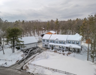 11 Longwood Dr, Lunenburg, Massachusetts, 5 Bedrooms Bedrooms, 20 Rooms Rooms,5.5 BathroomsBathrooms,Residential,For Sale,Longwood Dr,73478315