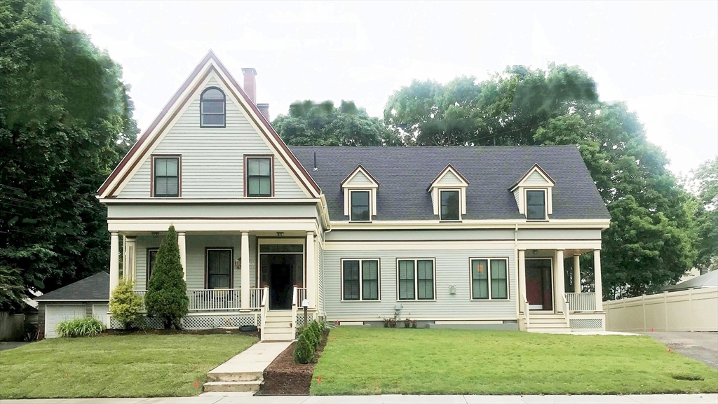 307 Lexington Street, Newton, Massachusetts, 5 Bedrooms Bedrooms, 9 Rooms Rooms,4.5 BathroomsBathrooms,Residential Lease,For Rent,Lexington Street,73500239