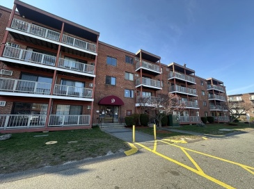 175 Ward St, Revere, Massachusetts, 1 Bedroom Bedrooms, 2 Rooms Rooms,1 BathroomBathrooms,Residential Lease,For Rent,Ward St,73500270