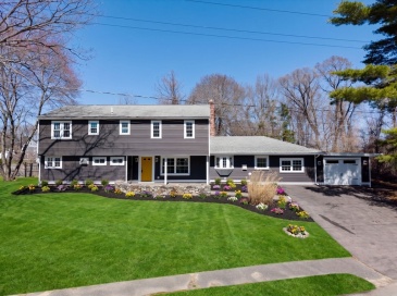 48 Bradford Rd, Natick, Massachusetts, 5 Bedrooms Bedrooms, 11 Rooms Rooms,3.5 BathroomsBathrooms,Residential,For Sale,Bradford Rd,73500271