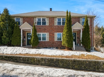 34 Gill Rd, Waltham, Massachusetts, 2 Bedrooms Bedrooms, 4 Rooms Rooms,1 BathroomBathrooms,Residential,For Sale,Gill Rd,73485795