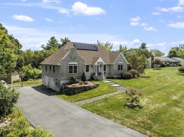 182 Clemence Hill Rd, Southbridge, Massachusetts, 3 Bedrooms Bedrooms, 5 Rooms Rooms,2.5 BathroomsBathrooms,Residential,For Sale,Clemence Hill Rd,73477058