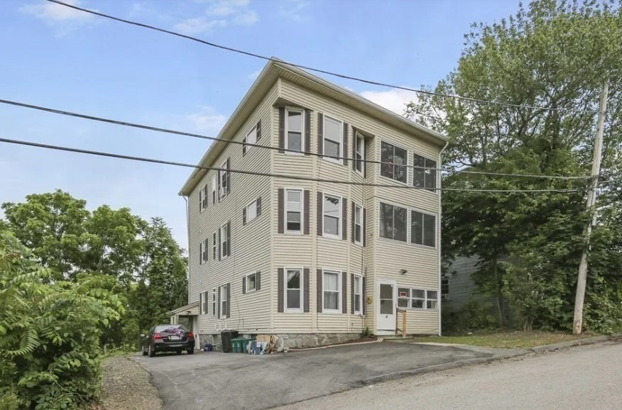 30 Hemans St, Worcester, Massachusetts, 2 Bedrooms Bedrooms, 6 Rooms Rooms,1 BathroomBathrooms,Residential Lease,For Rent,Hemans St,73500351