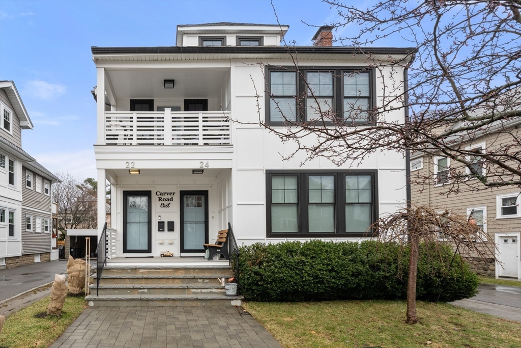 22 Carver Rd East, Watertown, Massachusetts, 4 Bedrooms Bedrooms, 8 Rooms Rooms,3 BathroomsBathrooms,Residential,For Sale,Carver Rd East,73500452