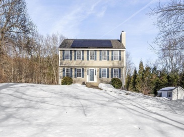112 Providence Rd, Westford, Massachusetts, 3 Bedrooms Bedrooms, 7 Rooms Rooms,2.5 BathroomsBathrooms,Residential,For Sale,Providence Rd,73484644