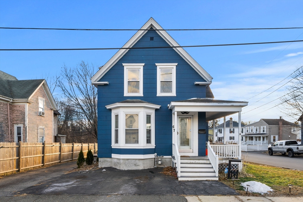 67 S Central Street, Haverhill, Massachusetts, 3 Bedrooms Bedrooms, 6 Rooms Rooms,1.5 BathroomsBathrooms,Residential,For Sale,S Central Street,73468357