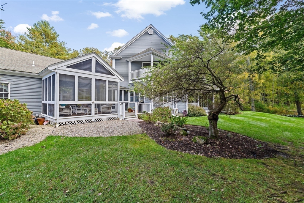 9 Forest, Scituate, Massachusetts, 3 Bedrooms Bedrooms, 8 Rooms Rooms,3.5 BathroomsBathrooms,Residential,For Sale,Forest,73464603