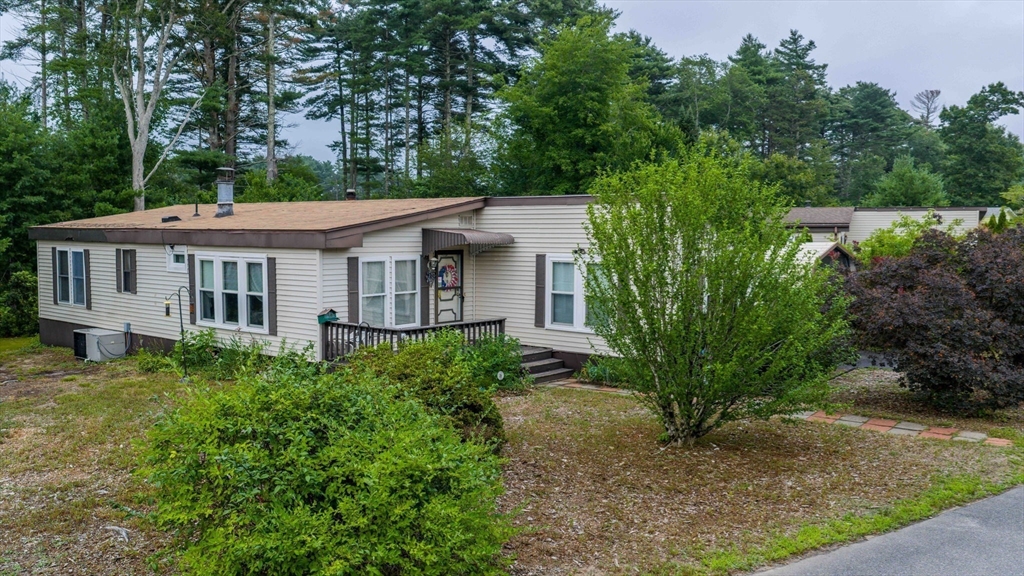 29 Pipers Way, Carver, Massachusetts, 3 Bedrooms Bedrooms, 7 Rooms Rooms,2 BathroomsBathrooms,Residential,For Sale,Pipers Way,73469752