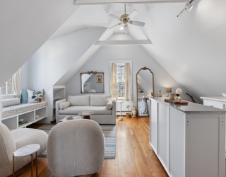 3 Circle Street, Marblehead, Massachusetts, 1 Bedroom Bedrooms, 3 Rooms Rooms,1 BathroomBathrooms,Residential Lease,For Rent,Circle Street,73500575