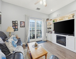 501 Commerce Dr, Braintree, Massachusetts, 2 Bedrooms Bedrooms, 4 Rooms Rooms,2 BathroomsBathrooms,Residential,For Sale,Commerce Dr,73500603