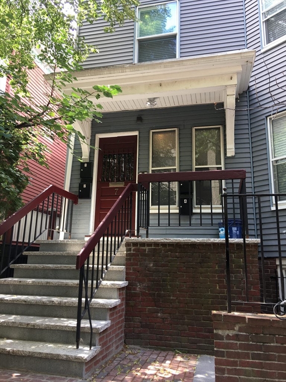 7 Story St, Cambridge, Massachusetts, 4 Bedrooms Bedrooms, 8 Rooms Rooms,2 BathroomsBathrooms,Residential Lease,For Rent,Story St,73500675