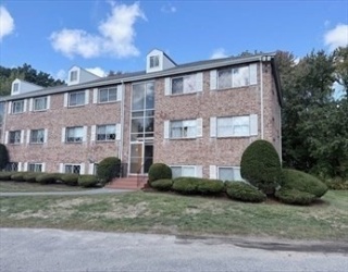 19 Fernview Ave, North Andover, Massachusetts, 2 Bedrooms Bedrooms, 4 Rooms Rooms,1 BathroomBathrooms,Residential Lease,For Rent,Fernview Ave,73500764