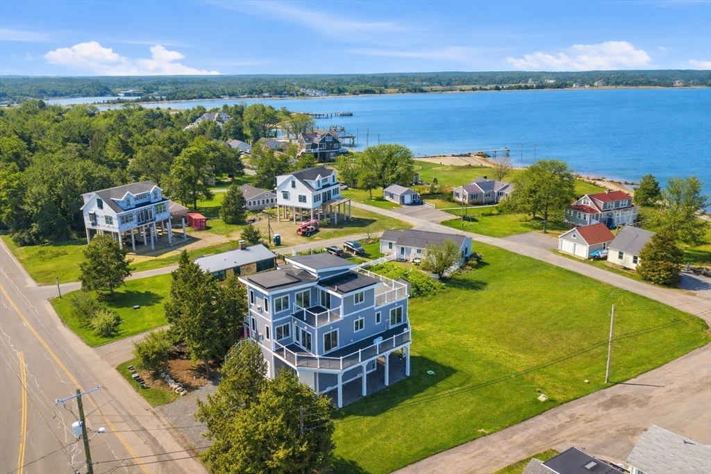 1 Starboard Way, Mattapoisett, Massachusetts, 3 Bedrooms Bedrooms, 8 Rooms Rooms,3 BathroomsBathrooms,Residential,For Sale,Starboard Way,73500844