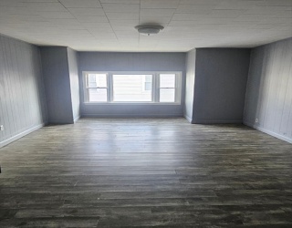 111 Covel St, Fall River, Massachusetts, 3 Bedrooms Bedrooms, 5 Rooms Rooms,1 BathroomBathrooms,Residential Lease,For Rent,Covel St,73500845