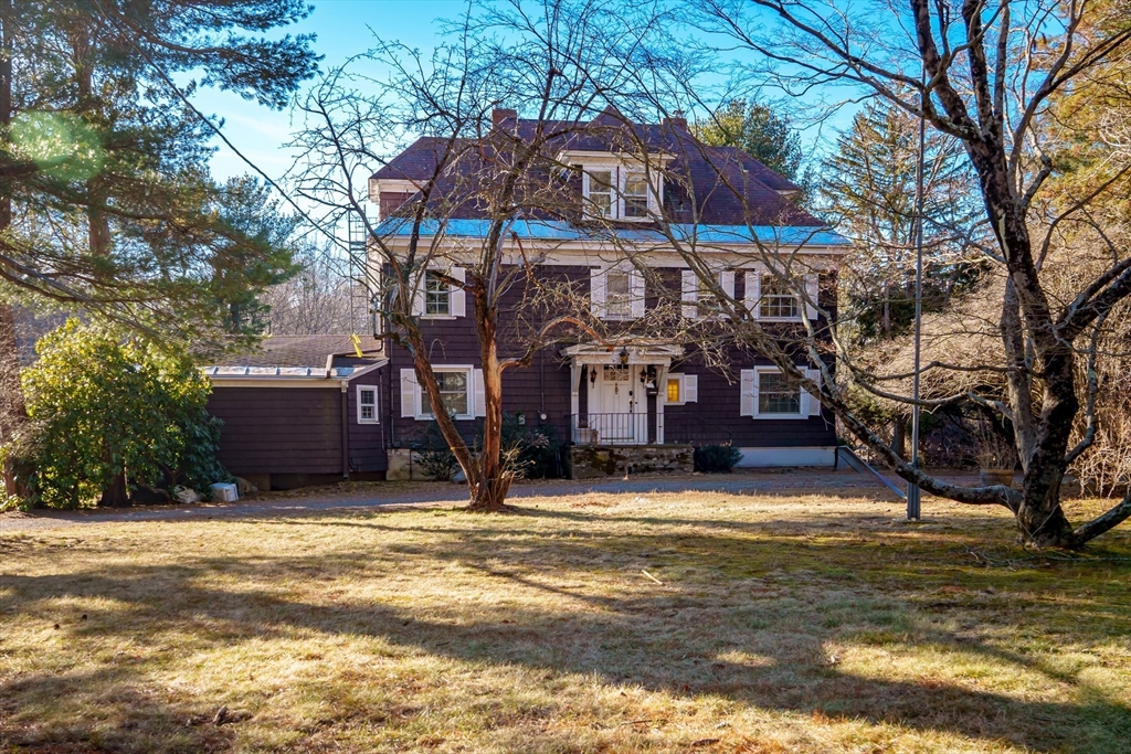 184 A Hart St, Beverly, Massachusetts, 10 Bedrooms Bedrooms, 16 Rooms Rooms,4.5 BathroomsBathrooms,Residential,For Sale,Hart St,73500862