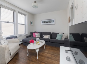 420 E 6th, Boston, Massachusetts, 4 Bedrooms Bedrooms, 6 Rooms Rooms,1 BathroomBathrooms,Residential Lease,For Rent,E 6th,73494502
