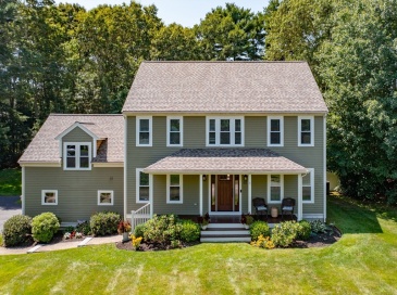 66 Wildwood Rd, Pembroke, Massachusetts, 4 Bedrooms Bedrooms, 9 Rooms Rooms,3 BathroomsBathrooms,Residential,For Sale,Wildwood Rd,73472069