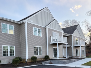 4 S Spooner St, Plymouth, Massachusetts, 2 Bedrooms Bedrooms, 4 Rooms Rooms,2 BathroomsBathrooms,Residential,For Sale,S Spooner St,73387065