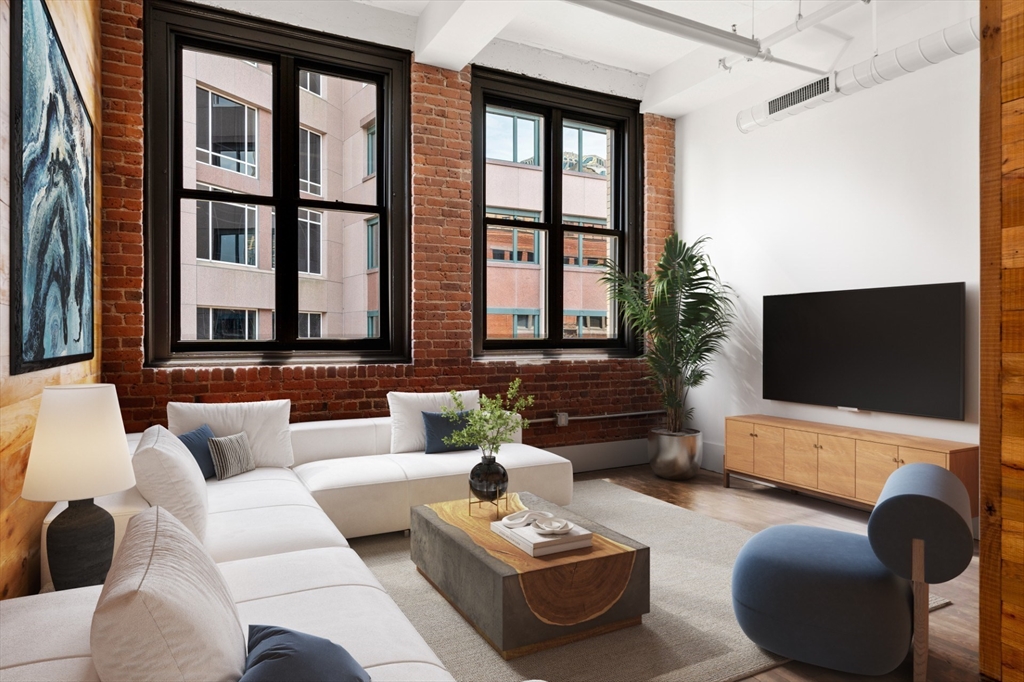 190 High St, Boston, Massachusetts, 3 Bedrooms Bedrooms, 5 Rooms Rooms,2 BathroomsBathrooms,Residential,For Sale,High St,73500580