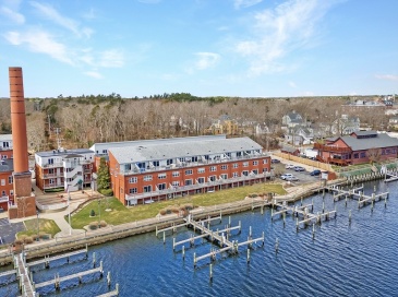 45 Main St, Wareham, Massachusetts, 1 Bedroom Bedrooms, 5 Rooms Rooms,1 BathroomBathrooms,Residential,For Sale,Main St,73500737