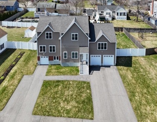 8 Dana Rd, Peabody, Massachusetts, 6 Bedrooms Bedrooms, 12 Rooms Rooms,3.5 BathroomsBathrooms,Residential,For Sale,Dana Rd,73500990