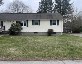 12 Saran Ave, Bedford, Massachusetts, 2 Bedrooms Bedrooms, 5 Rooms Rooms,1 BathroomBathrooms,Residential Lease,For Rent,Saran Ave,73501016