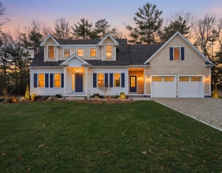 101 Evelyn's Drive, Brewster, Massachusetts, 3 Bedrooms Bedrooms, 7 Rooms Rooms,3.5 BathroomsBathrooms,Residential,For Sale,Evelyn's Drive,73501023