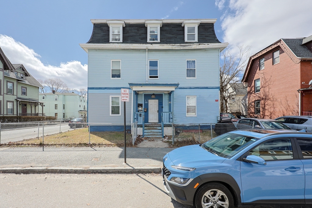 38 Benefit St, Worcester, Massachusetts, 8 Bedrooms Bedrooms, 20 Rooms Rooms,6 BathroomsBathrooms,Residential Income,For Sale,Benefit St,73501042