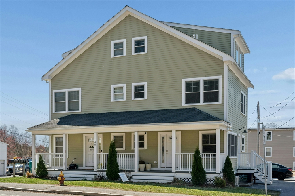 140 Main St, Upton, Massachusetts, 3 Bedrooms Bedrooms, 5 Rooms Rooms,2.5 BathroomsBathrooms,Residential,For Sale,Main St,73500996