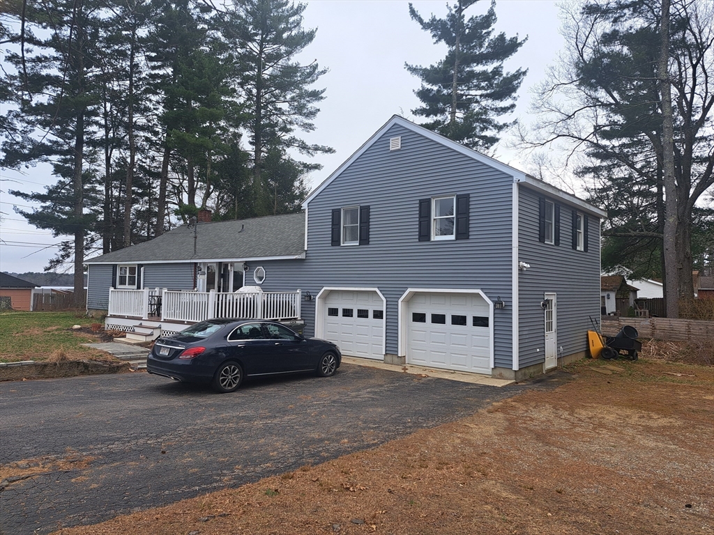 1 Pine Lane, Brookfield, Massachusetts, 4 Bedrooms Bedrooms, 7 Rooms Rooms,2 BathroomsBathrooms,Residential,For Sale,Pine Lane,73500902