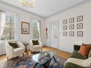 63 Worcester St, Boston, Massachusetts, 2 Bedrooms Bedrooms, 5 Rooms Rooms,2.5 BathroomsBathrooms,Residential Lease,For Rent,Worcester St,73498730