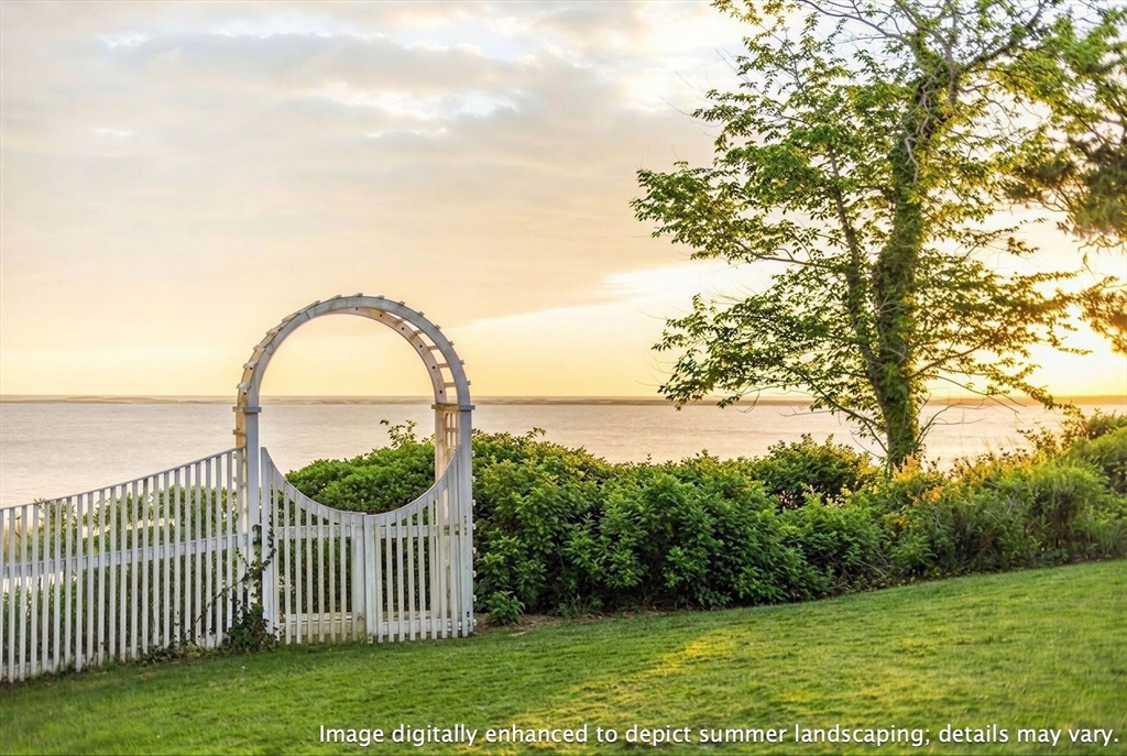 150 Main Street, Chatham, Massachusetts, 7 Bedrooms Bedrooms, 10 Rooms Rooms,2.5 BathroomsBathrooms,Residential,For Sale,Main Street,73477178
