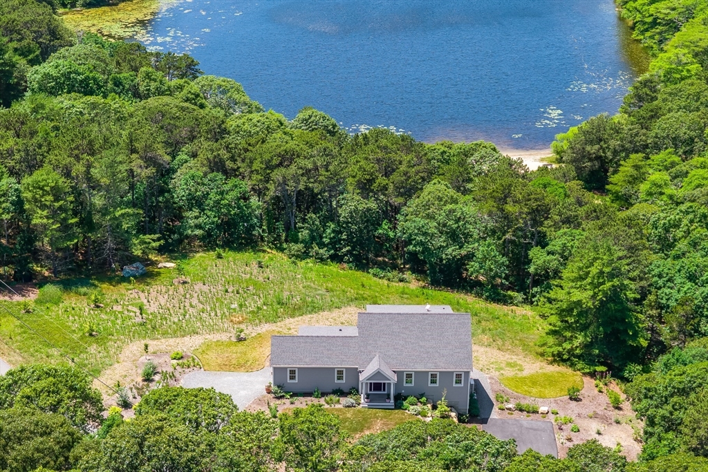 410 Blueberry Pond Dr, Brewster, Massachusetts, 3 Bedrooms Bedrooms, 6 Rooms Rooms,3 BathroomsBathrooms,Residential,For Sale,Blueberry Pond Dr,73501198