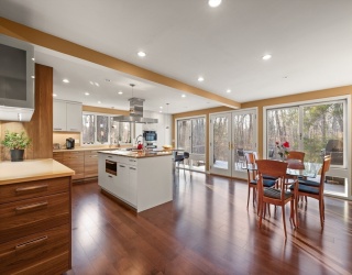 175 Mountain St, Sharon, Massachusetts, 3 Bedrooms Bedrooms, 8 Rooms Rooms,3 BathroomsBathrooms,Residential,For Sale,Mountain St,73501212