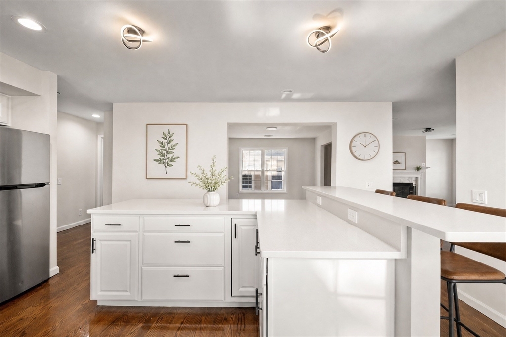 52 Wheatland Ave, Boston, Massachusetts, 4 Bedrooms Bedrooms, 7 Rooms Rooms,2 BathroomsBathrooms,Residential,For Sale,Wheatland Ave,73501307