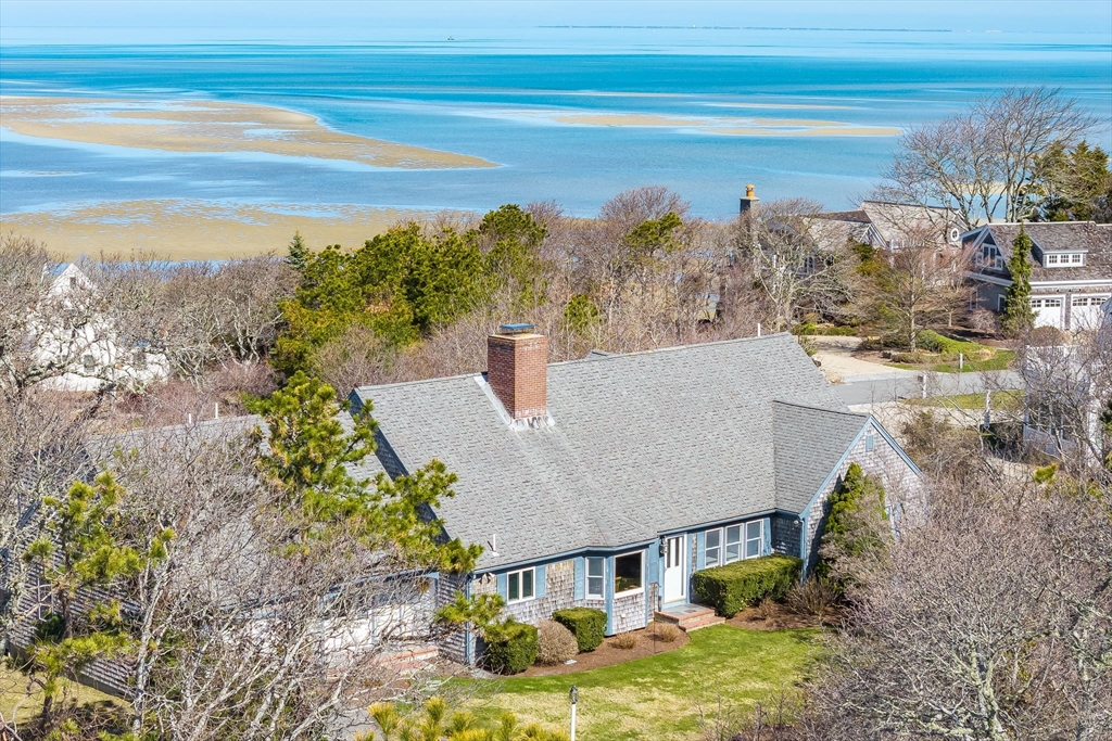 17 Barberry Ln, Brewster, Massachusetts, 4 Bedrooms Bedrooms, 7 Rooms Rooms,3 BathroomsBathrooms,Residential,For Sale,Barberry Ln,73501340