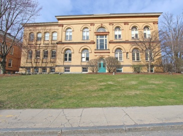 17 New South, Northampton, Massachusetts, ,Commercial Lease,For Rent,New South,73501347