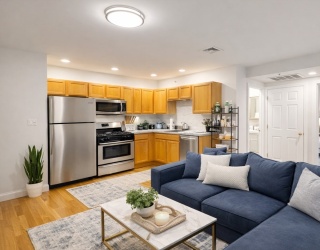 393 W Broadway, Boston, Massachusetts, 1 Bedroom Bedrooms, 2 Rooms Rooms,1 BathroomBathrooms,Residential Lease,For Rent,W Broadway,73501363