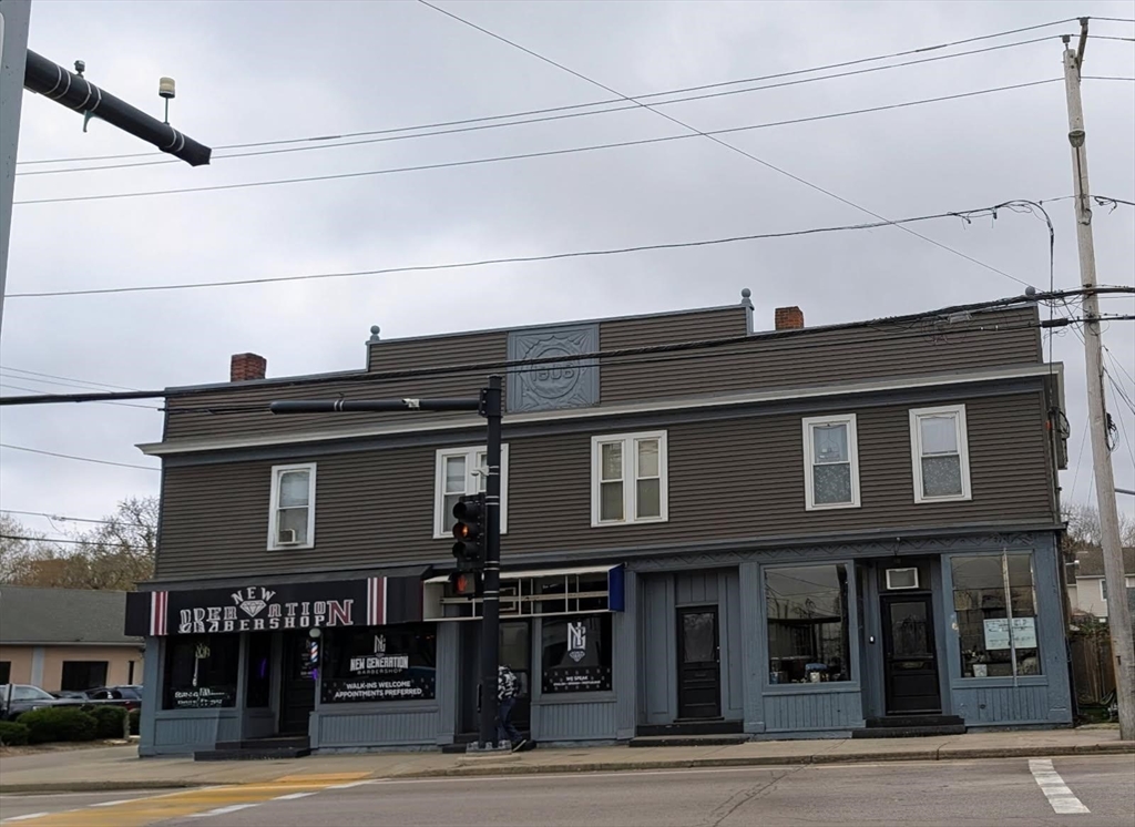 99-101 E Main St, Milford, Massachusetts, ,Commercial Sale,For Sale,E Main St,73501406