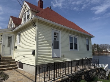 147 Lake Ave, Worcester, Massachusetts, 3 Bedrooms Bedrooms, 10 Rooms Rooms,2.5 BathroomsBathrooms,Residential Lease,For Rent,Lake Ave,73501459