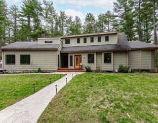 170 Pine St, Norton, Massachusetts, 4 Bedrooms Bedrooms, 9 Rooms Rooms,3 BathroomsBathrooms,Residential,For Sale,Pine St,73501474