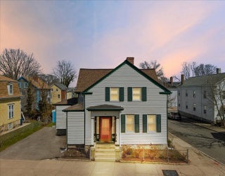 622 County St, New Bedford, Massachusetts, 3 Bedrooms Bedrooms, 8 Rooms Rooms,3 BathroomsBathrooms,Residential,For Sale,County St,73501486