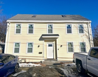 591 Varnum Ave, Lowell, Massachusetts, 6 Bedrooms Bedrooms, 16 Rooms Rooms,3 BathroomsBathrooms,Residential Income,For Sale,Varnum Ave,73501502