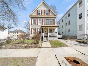 62 May St, Worcester, Massachusetts, 10 Bedrooms Bedrooms, 16 Rooms Rooms,3 BathroomsBathrooms,Residential Income,For Sale,May St,73501533