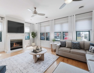 6 Cushing St, Waltham, Massachusetts, 3 Bedrooms Bedrooms, 5 Rooms Rooms,1 BathroomBathrooms,Residential,For Sale,Cushing St,73501451