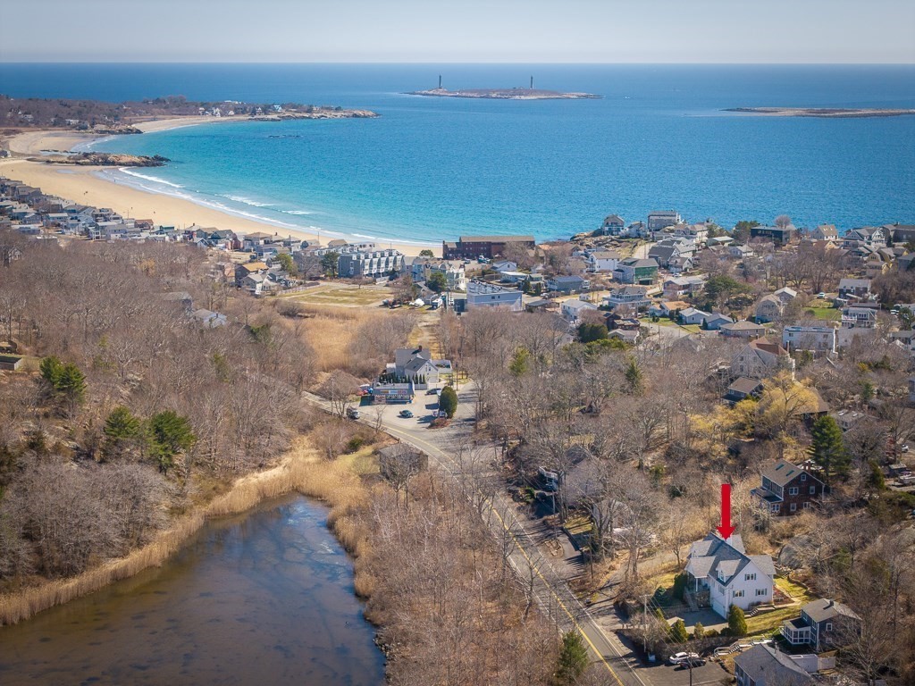 129 Thatcher Rd, Gloucester, Massachusetts, 3 Bedrooms Bedrooms, 11 Rooms Rooms,3 BathroomsBathrooms,Residential,For Sale,Thatcher Rd,73501697