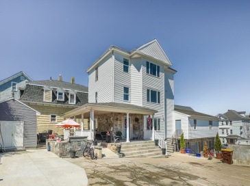 471-473 Division St, Fall River, Massachusetts, 8 Bedrooms Bedrooms, 17 Rooms Rooms,3 BathroomsBathrooms,Residential Income,For Sale,Division St,73501592