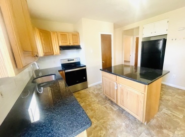 42 June St, Worcester, Massachusetts, 2 Bedrooms Bedrooms, 6 Rooms Rooms,1 BathroomBathrooms,Residential Lease,For Rent,June St,73501594
